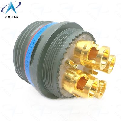 6-poliger, olivgrüner Cadmium-Stecker für außergewöhnliche Haltbarkeit und Zuverlässigkeit. D38999-Serie, Epoxidharzverguss. D38999/26WJ28SB-H. Löt-Stromkontakte